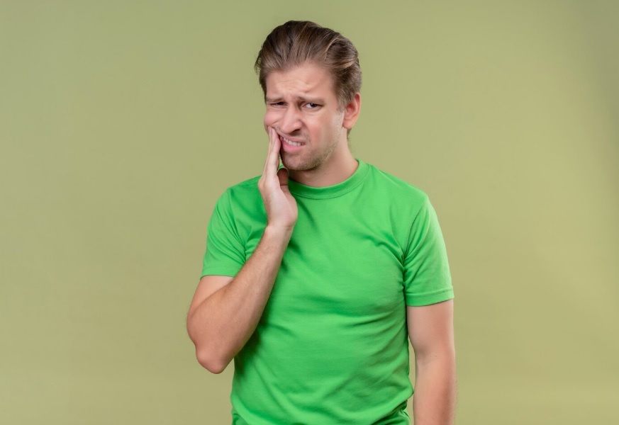 Jak dieta wpływa na gojenie aft, pleśniawek i urazów w jamie ustnej?